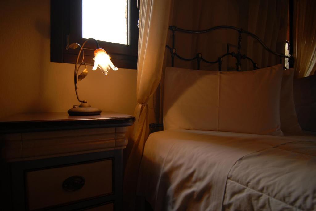 Aiolides Hotel Kalívia Quarto foto