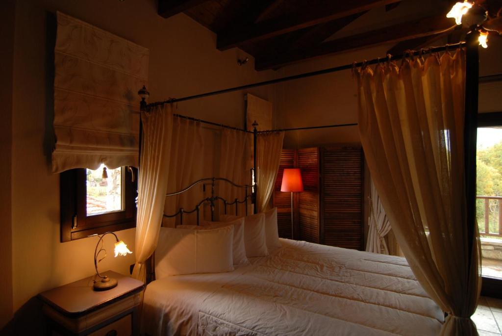 Aiolides Hotel Kalívia Quarto foto